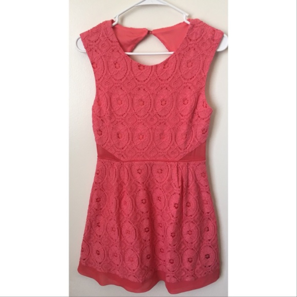 Kimchi Blue pink lace camilla dress